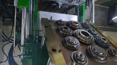 Hebei Xiangte Seal Technology Co., Ltd. производственная линия производителя